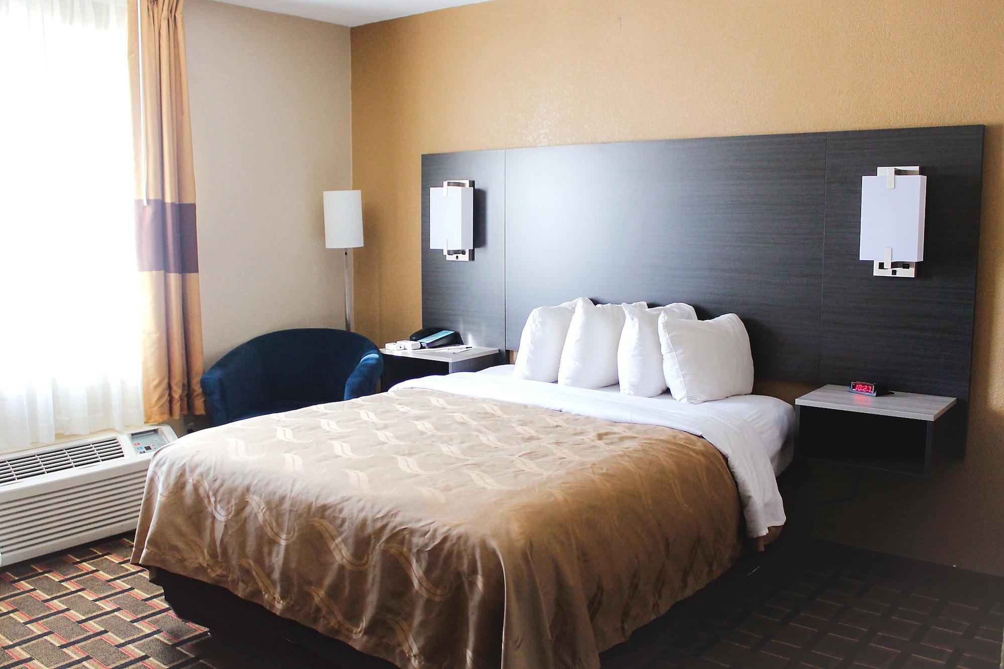 Quality Inn Raynham - Taunton Exterior photo